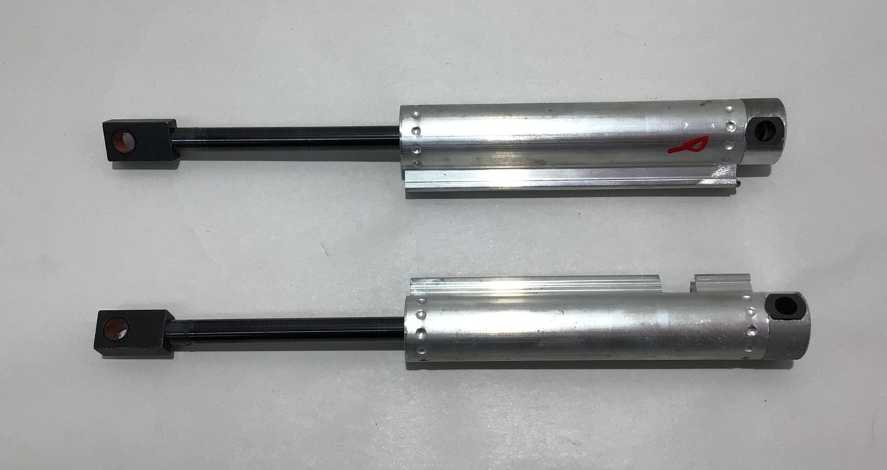 2009-2016 BMW E89 Z4 Convertible Top Main Pillar Lift Cylinders / Pair *UNTESTED* / Z4907