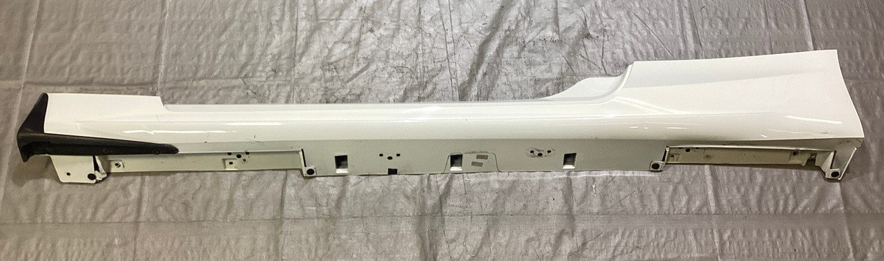 2017-2020 Infiniti Q60 Driver Side Skirt Rocker Panel / Pure White ...