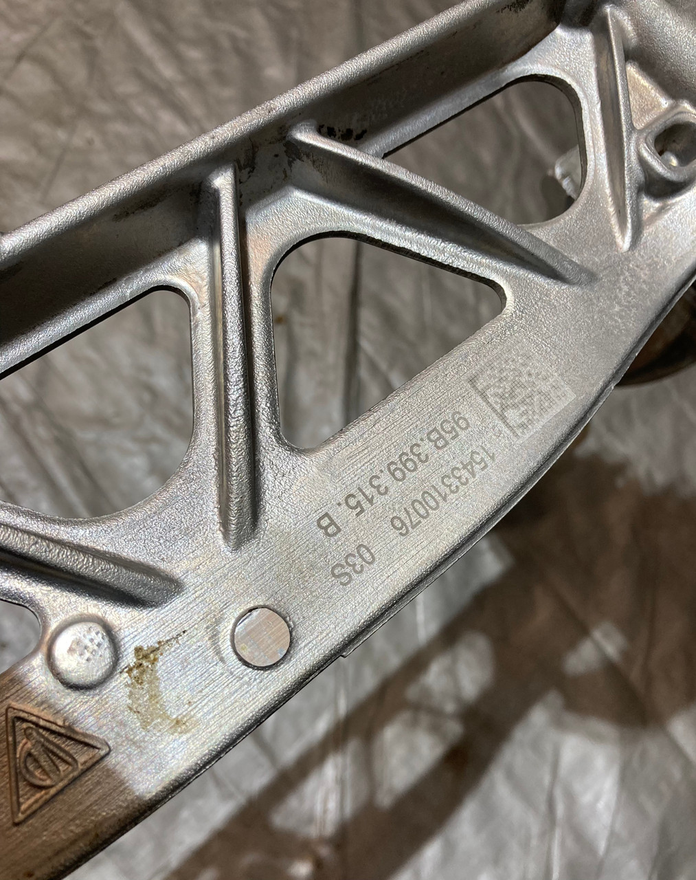 2015-2018 Porsche Macan S GTS Turbo V6 Front Subframe Crossmember