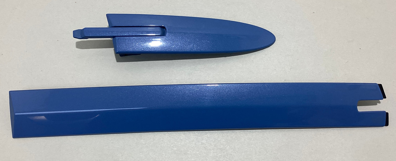 2015-2020 F83 BMW M4 Convertible Driver Side Roof Hinge Cover Trim Panel *DAMAGE* / F8M03