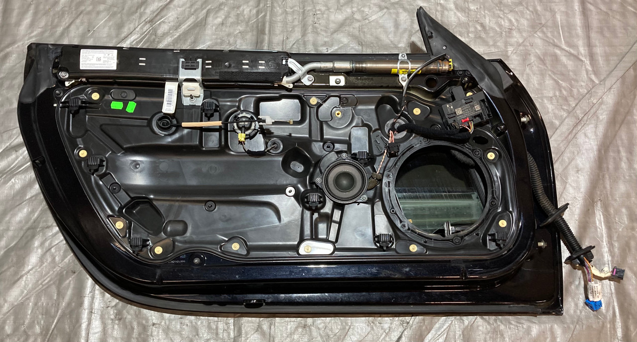2013-2016 Porsche 981 Boxster / Cayman Driver Door Assembly / Jet