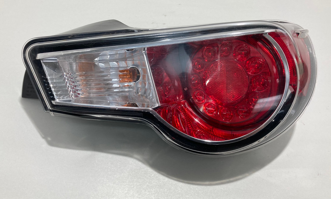 2013-2016 Scion FRS / Subaru BRZ Passenger Tail Light / FB040