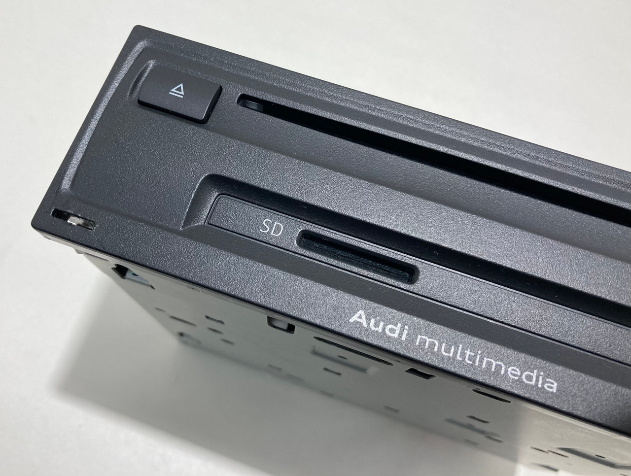 2015 Audi S3 MMi Multimedia Radio Head Unit Module / 8V0035844