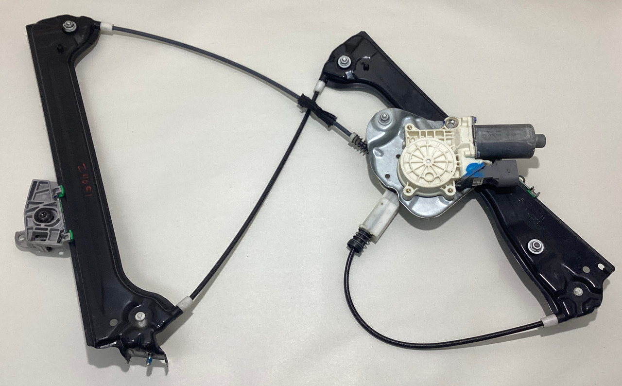 2004-2006 E85 BMW Z4 Convertible Driver Side Window Regulator w