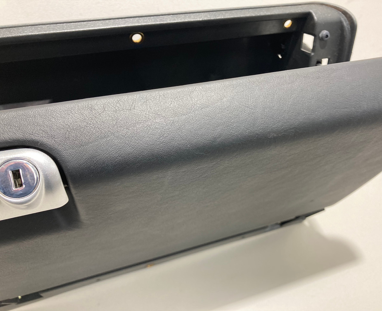 2003-2004 Porsche 986 Boxster / 996 911 Glove Box Lid Assembly