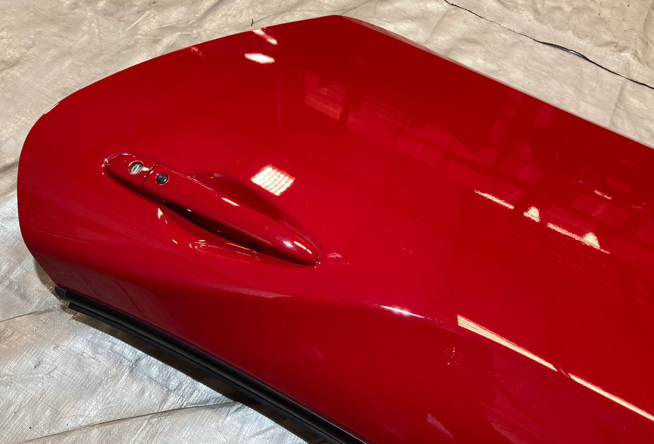 2017-2020 Fiat 124 Spider Driver Side Door Assembly / Hypnotique