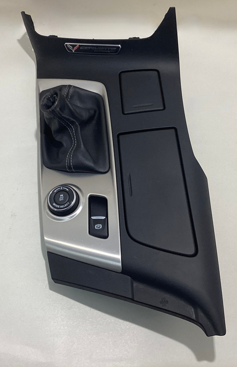 2014-2019 Chevrolet C7 Corvette Center Console Trim Panel / Manual