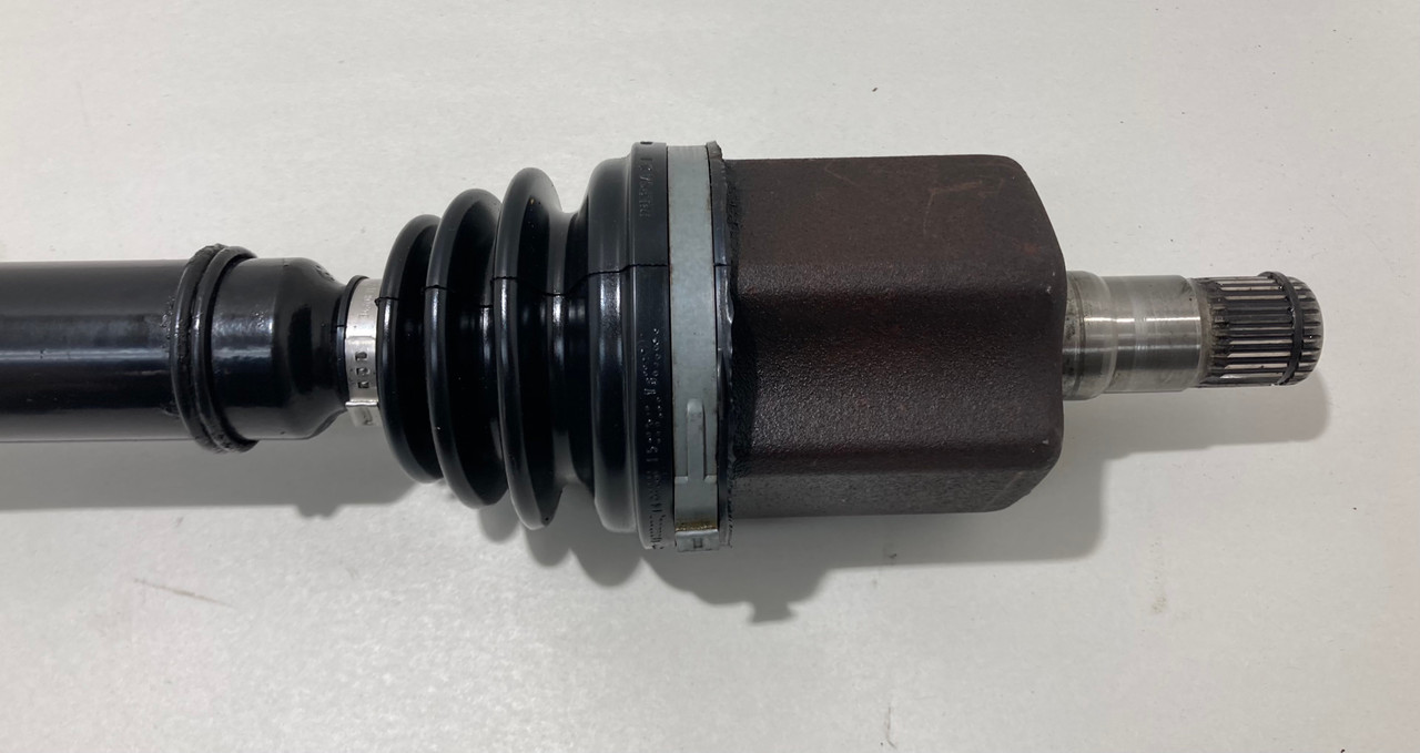 2000-2006 Audi TT 1.8l FWD Passenger Side CV Axle Half Shaft