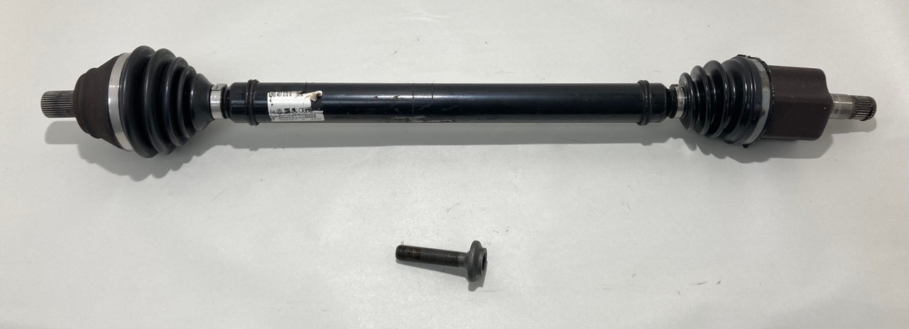 2000-2006 Audi TT 1.8l FWD Passenger Side CV Axle Half Shaft