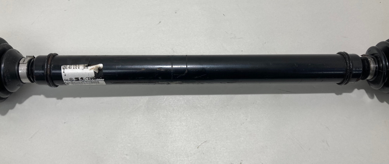 2000-2006 Audi TT 1.8l FWD Passenger Side CV Axle Half Shaft 2000-2006 Audi TT 1.8l FWD Passenger Side CV Axle Half Shaft