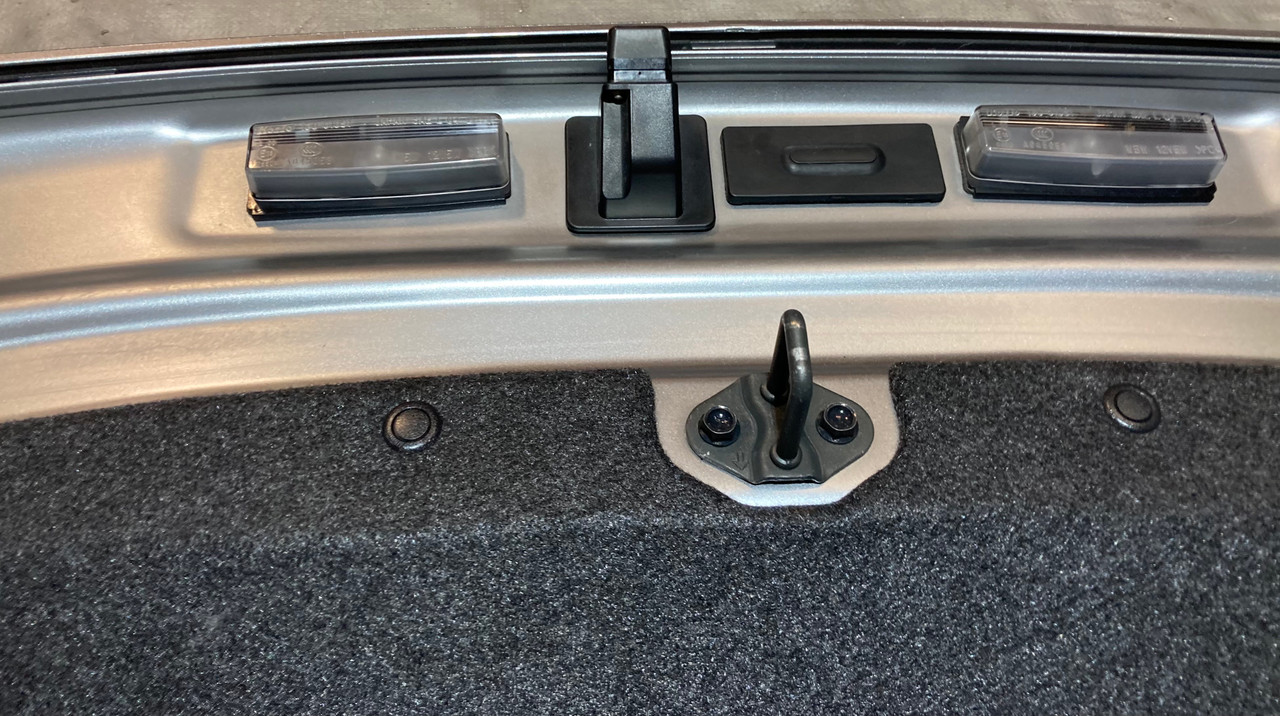 2017-2020 Fiat 124 Spider Abarth Trunk Lid w/ Spoiler / Grigio