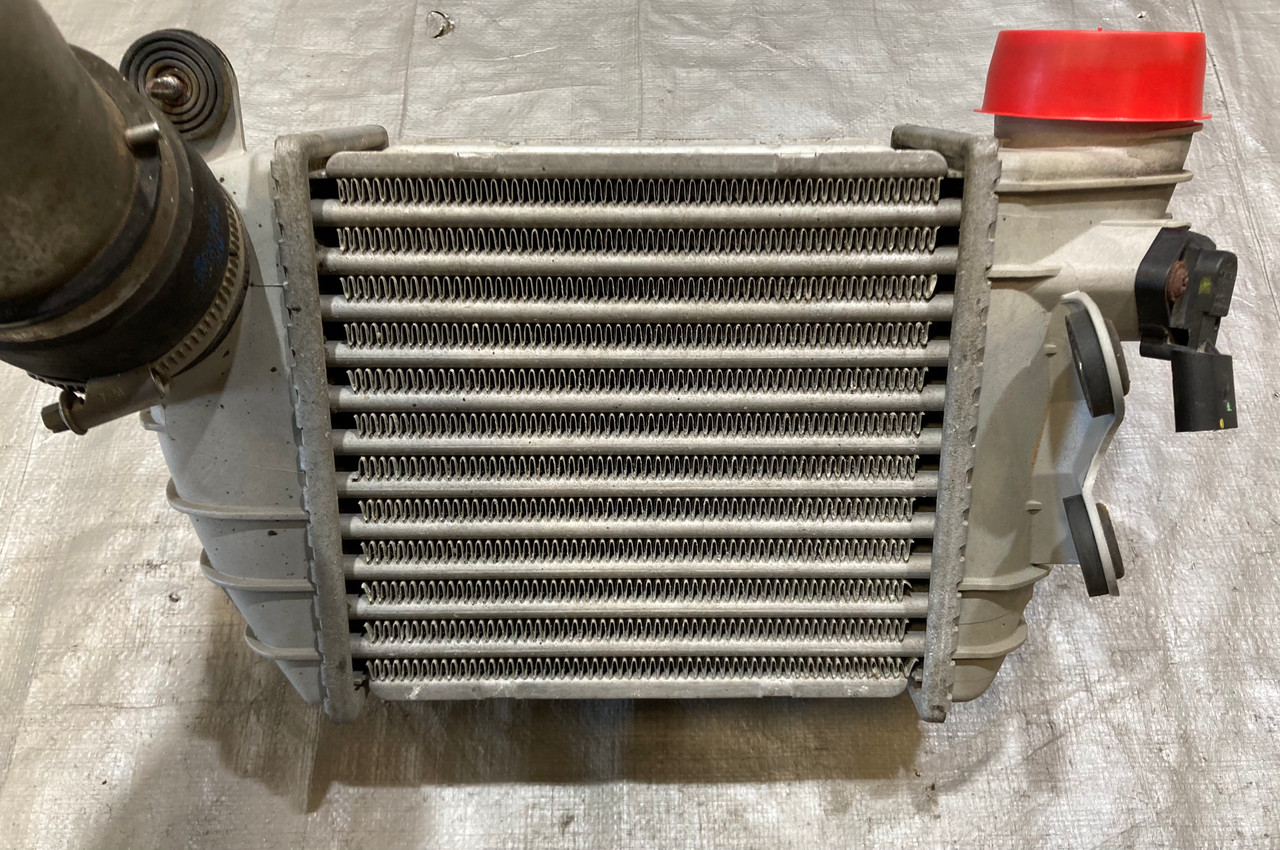 2001-2006 Audi TT 180hp OEM Intercooler w/ Pipe / OEM / T1027