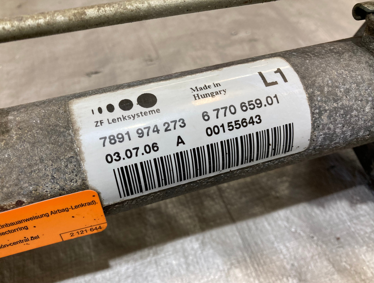 2002-2006 Mini Cooper Factory Steering Rack Assembly / 95K R1029