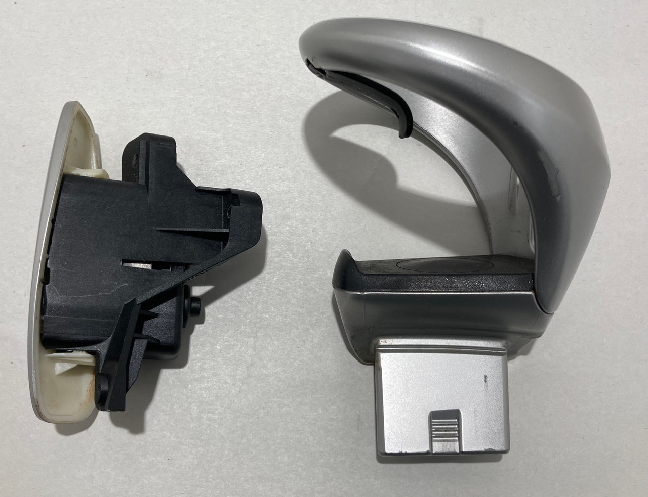 2006-2010 BMW M6 Center Console Cup Holder Insert / M6004