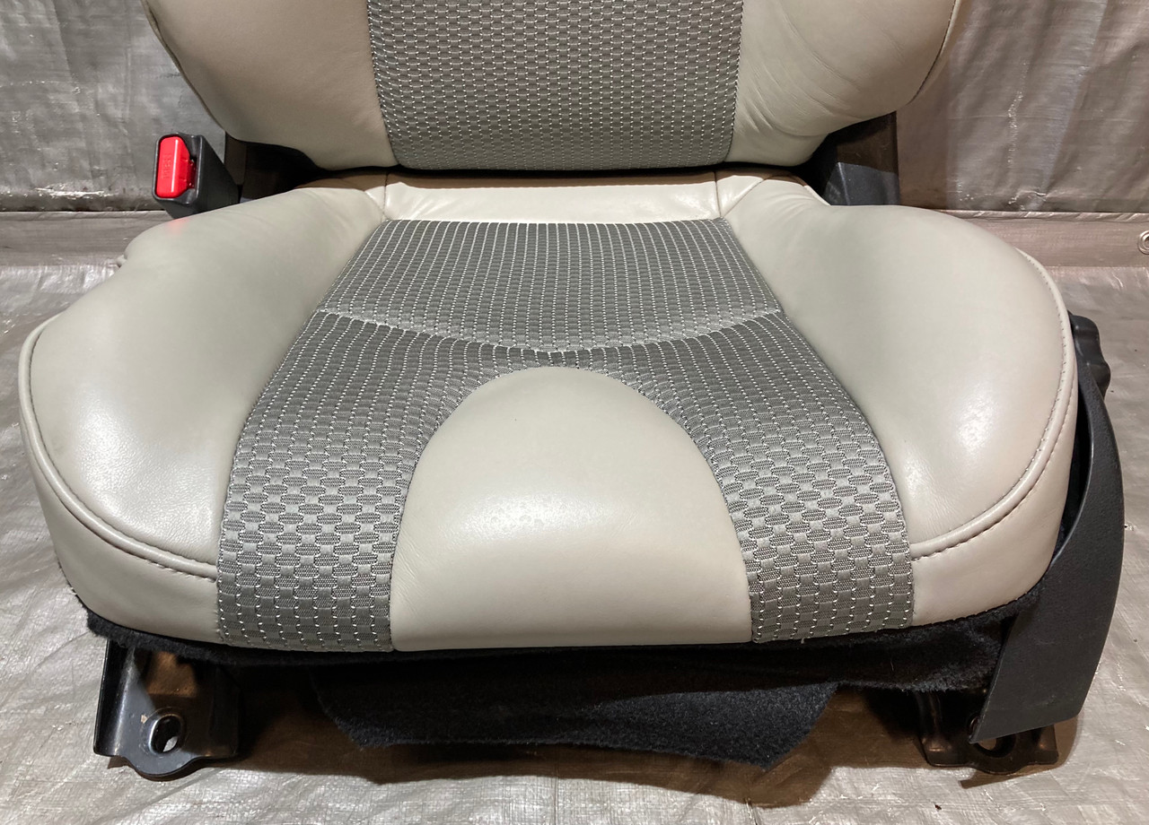 2010-2016 Nissan 370Z Convertible Gray Leather Seats / Pair