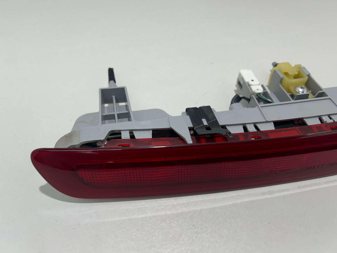 3z7z3様 2010-2020 Nissan 370z Convertible Third Brake Light / OEM