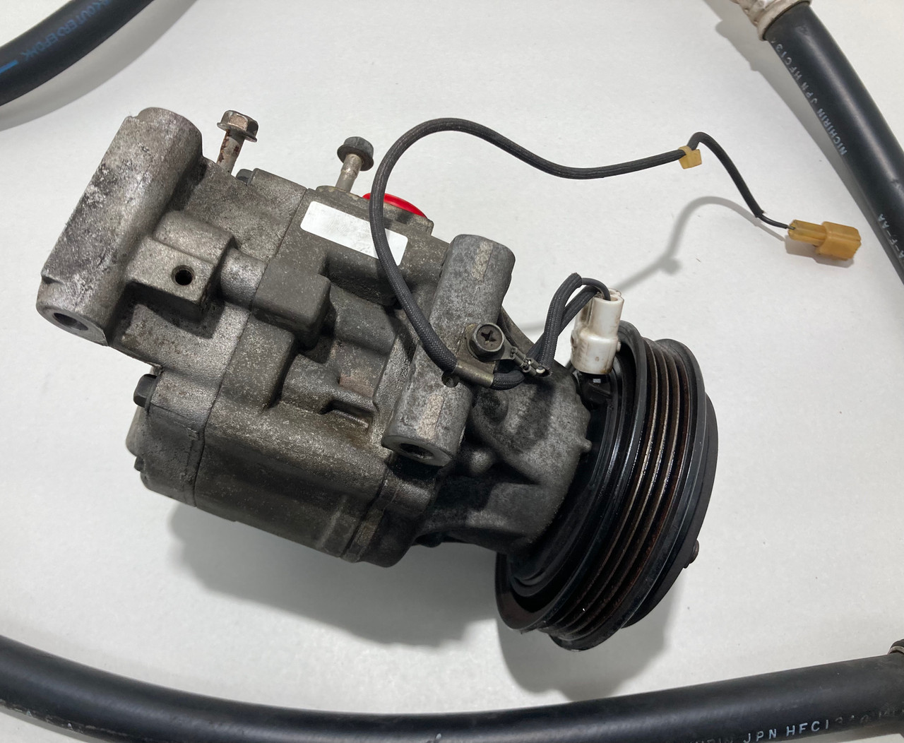 コマ 2004-2005 Mazdaspeed Miata AC Compressor w/ Lines / 151K NB223