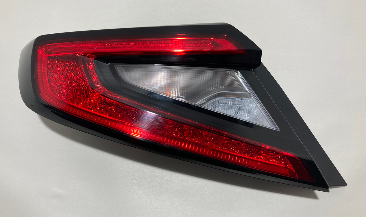 2022-2024 Subaru WRX Driver Side Tail Light / SW002