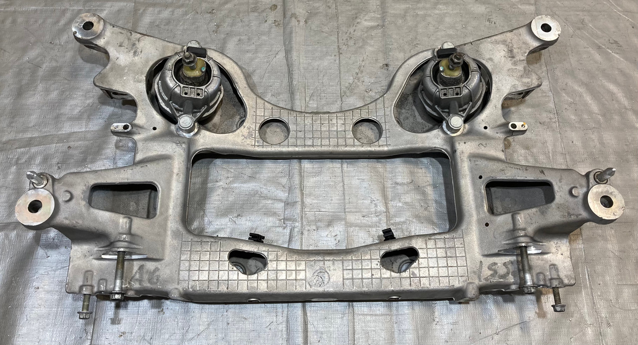 2014-2019 Chevrolet C7 Corvette Front Subframe Crossmember / C7006