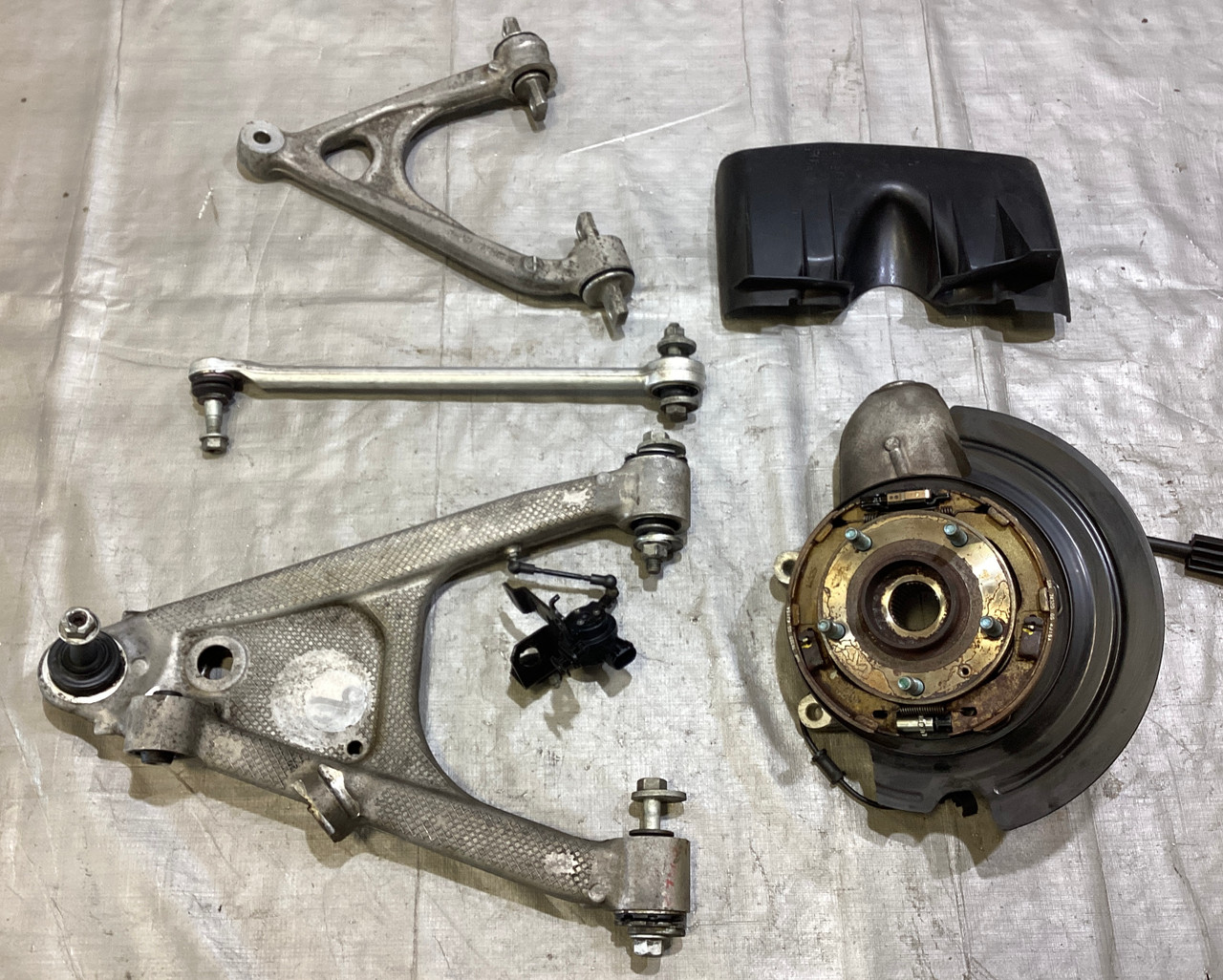 2014-2019 Chevrolet C7 Corvette Stingray Driver Rear Knee Spindle