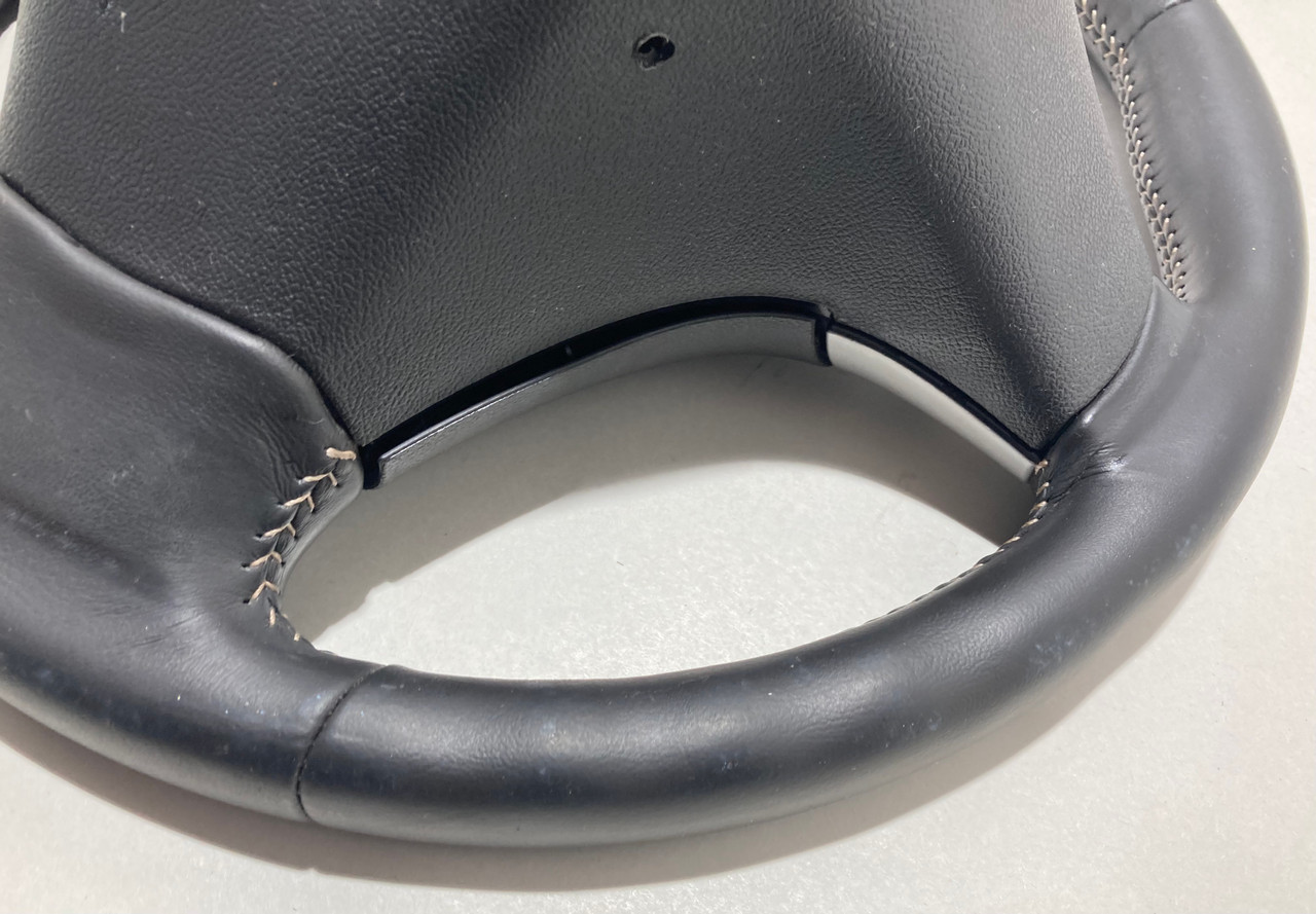 2007-2009 Saturn Sky Black leather Steering Wheel w/ Airbag