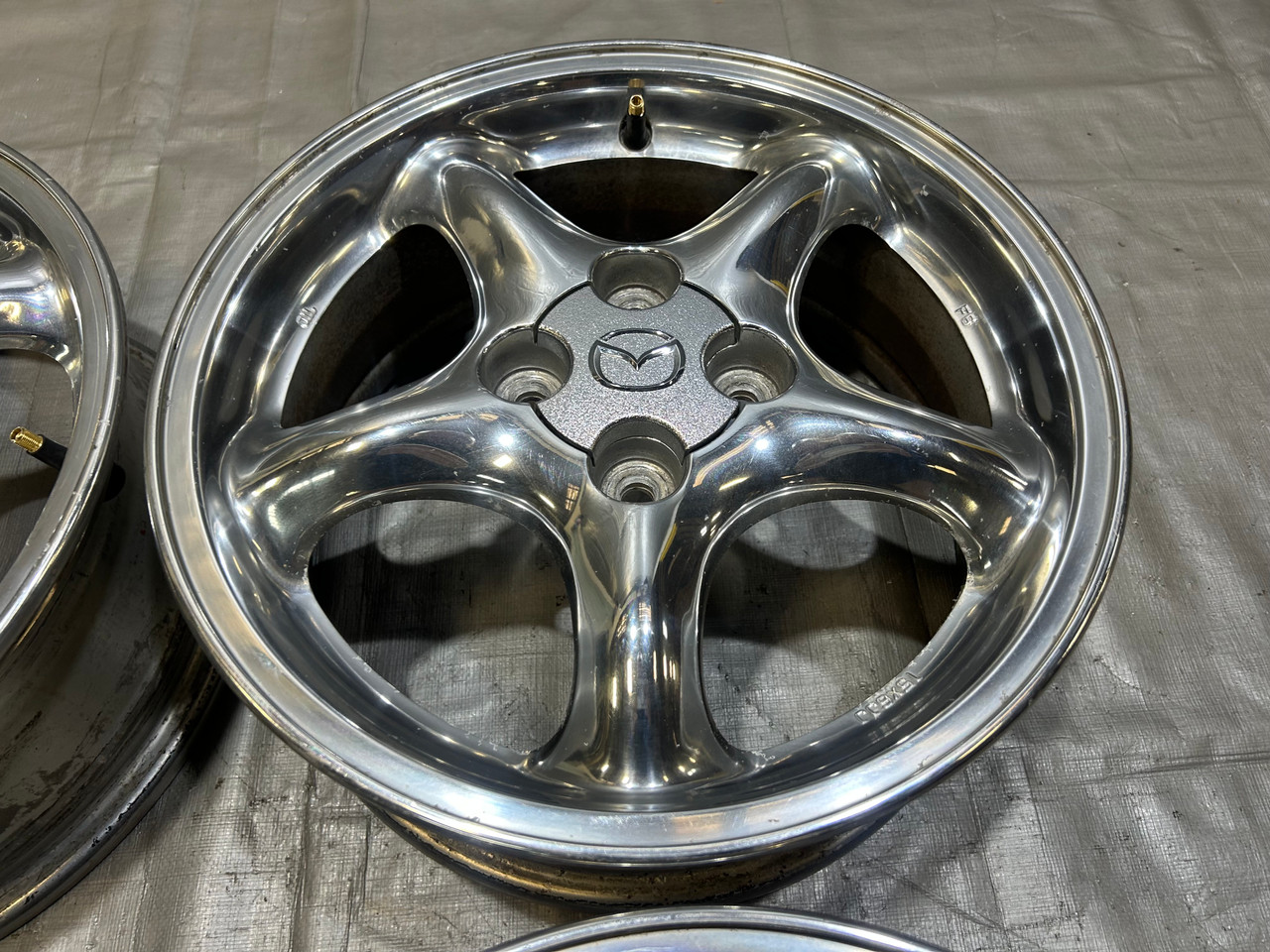 Bend* 2000 Mazda Miata Special Edition 00SE / 10AE 15x6
