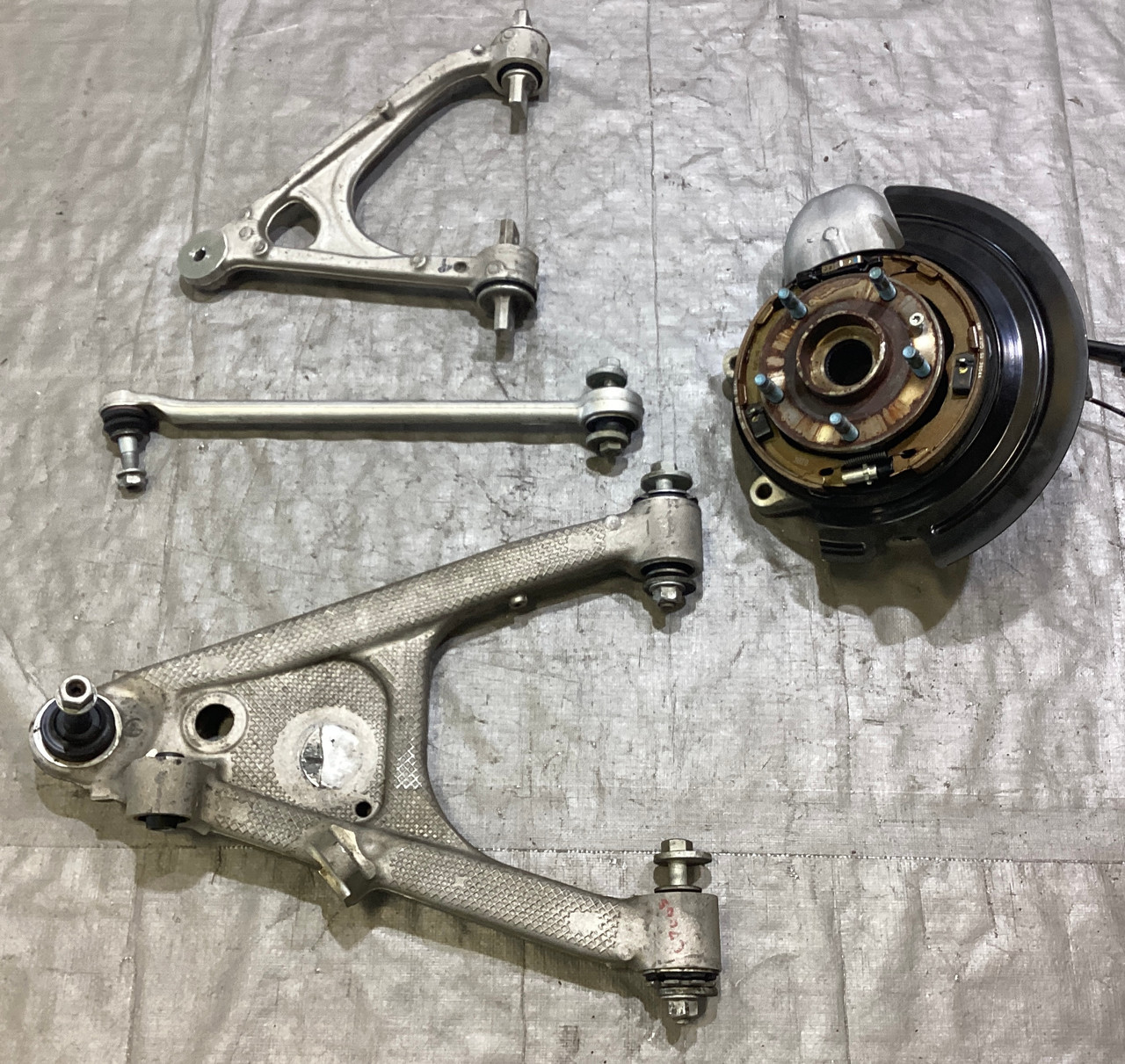 2014-2019 Chevrolet C7 Corvette Driver Side Rear Knee