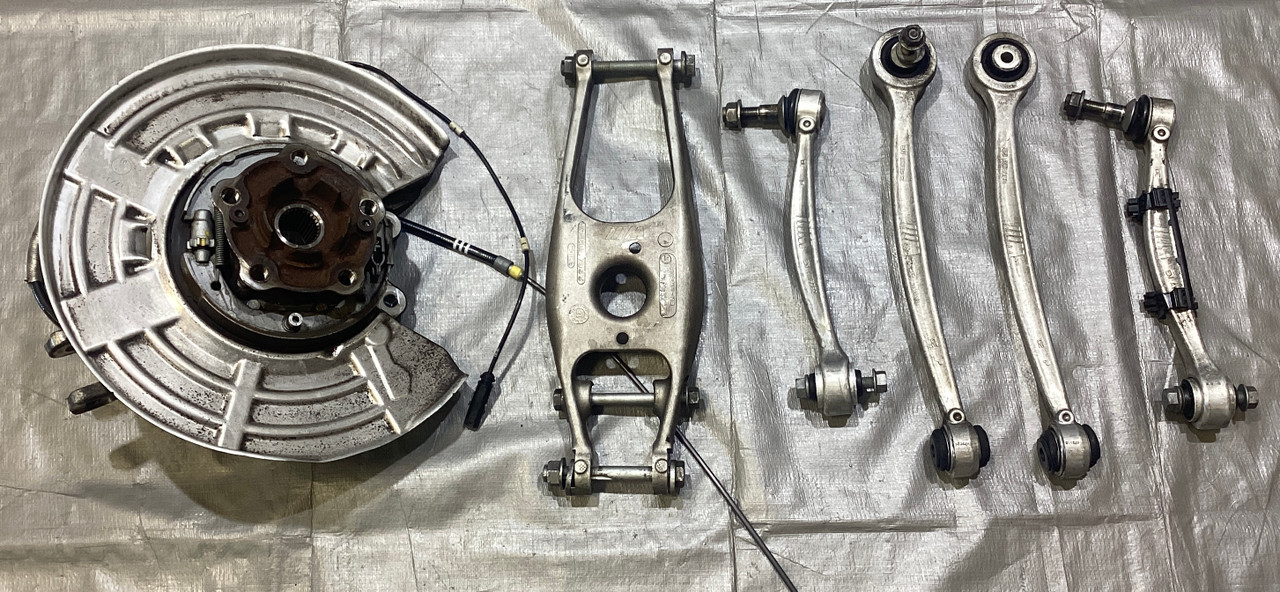 2015-2020 F80 F82 F87 BMW M2 M3 M4 Passenger Rear Knee Spindle Hub w/ Control Arms / 91K F8M05