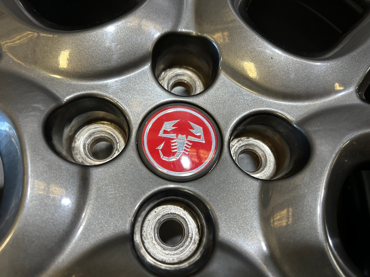 パーツ bridgestone spider 2017-2019 Fiat 124 Spider Abarth 17x7