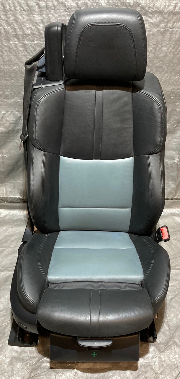 2008-2013 E93 BMW M3 Convertible Palladium Silver / Black Leather Passenger Seat / E9M05