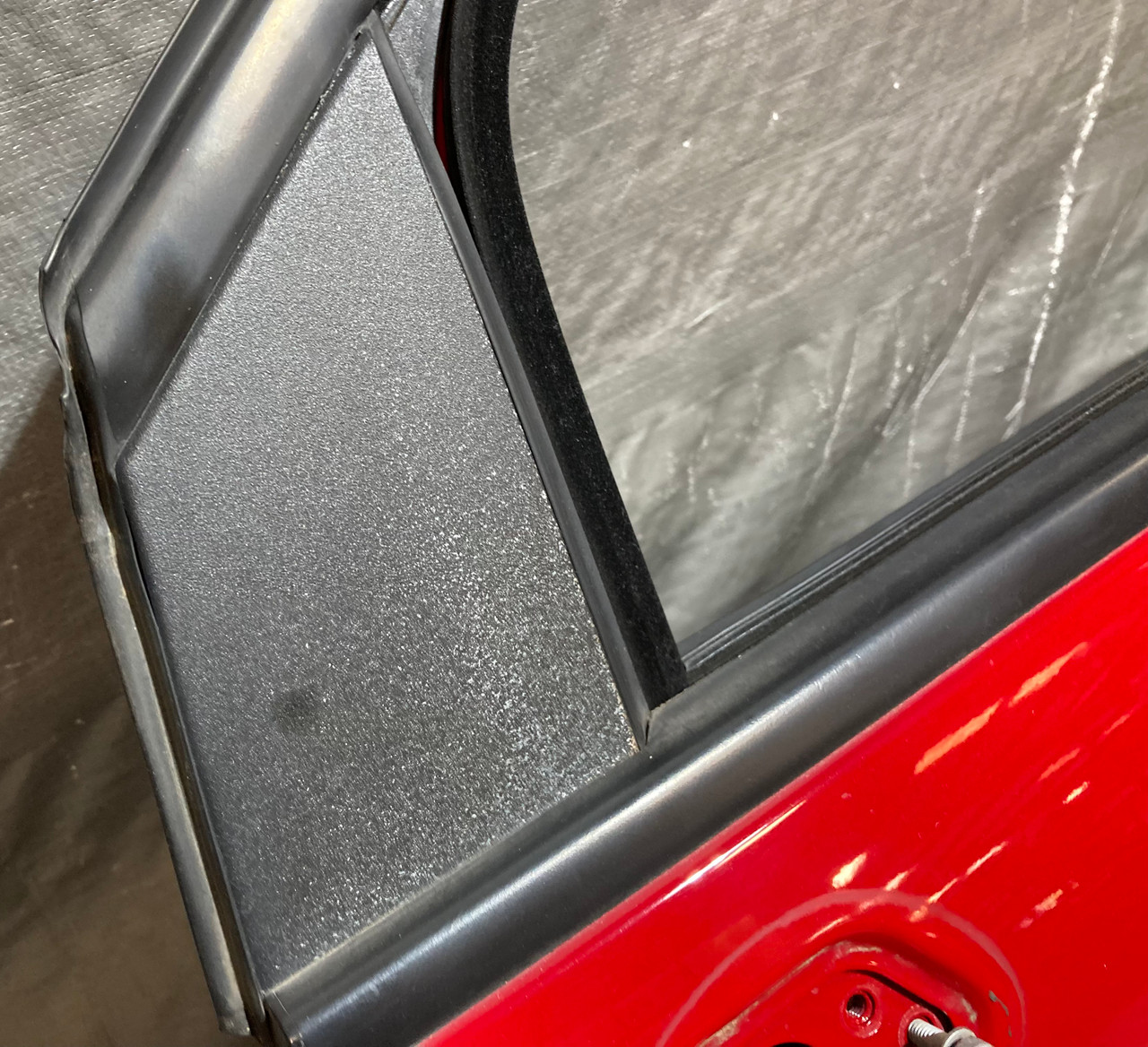 2012-2017 Fiat 500 Abarth Driver Side Door Assembly / Rosso F5022
