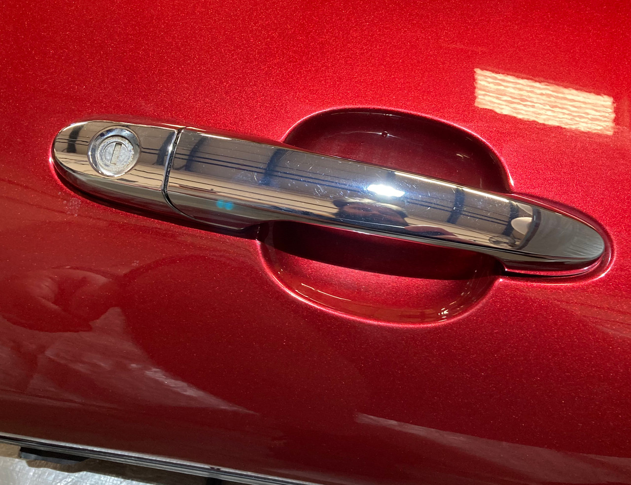 2006-2009 Pontiac Solstice Driver Door Assembly / Wicked (ruby red