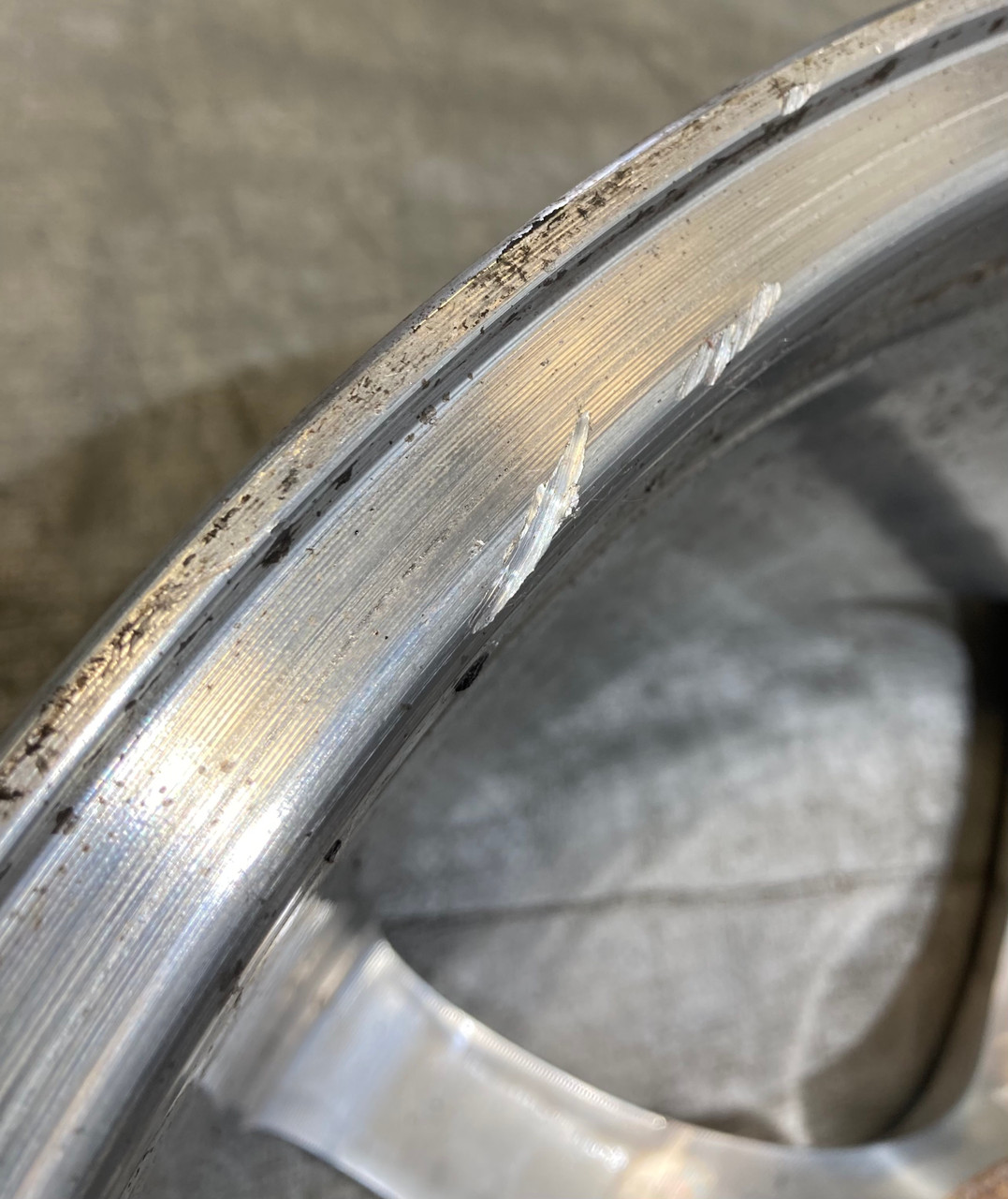 5×5 THE BEST SELECTION OF 2002←2004 1997-2004 Chevrolet Corvette C5 OEM Chrome 5 Spoke Wheels