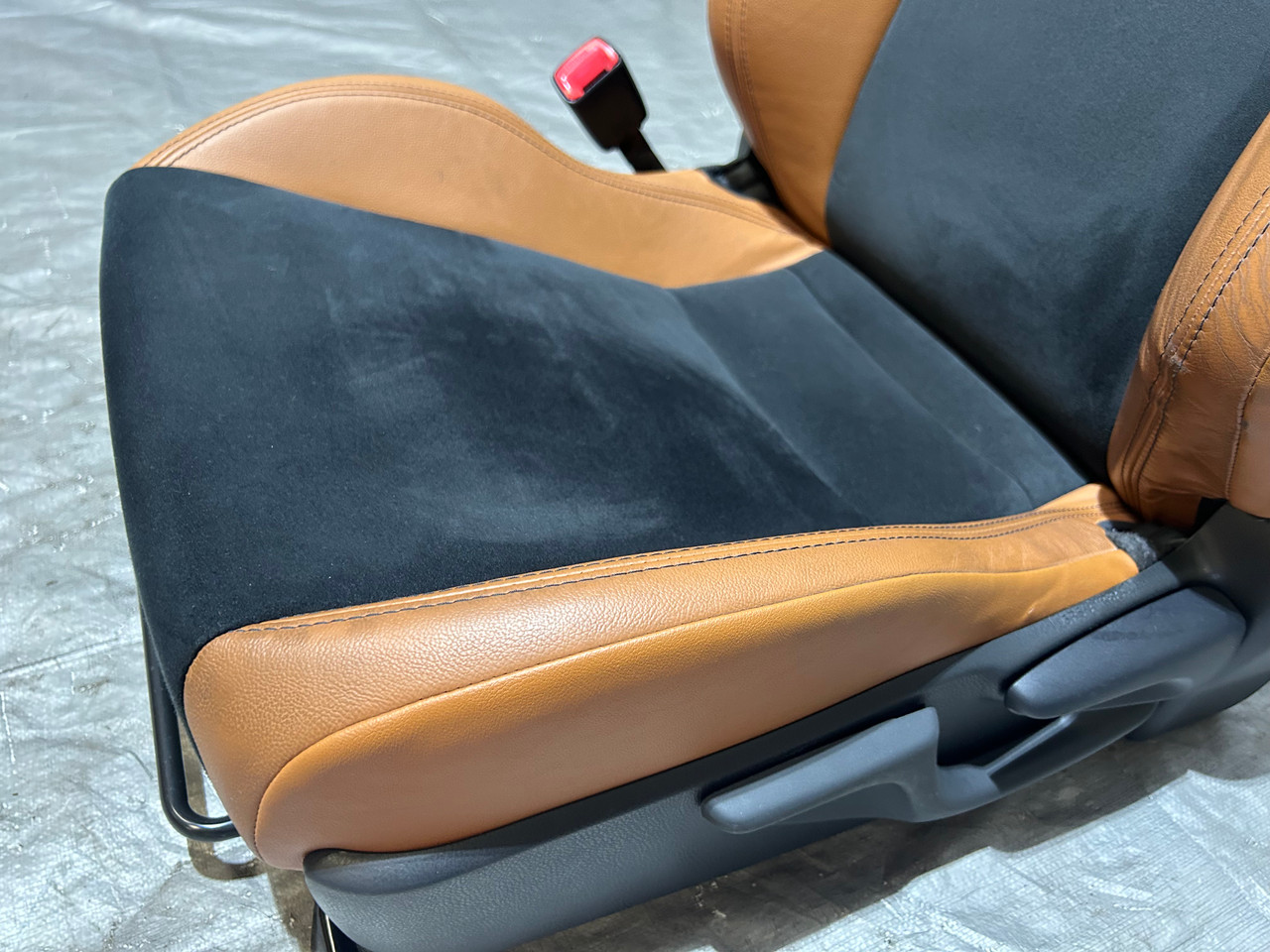 2020 Toyota 86 Hakone Edition Driver Front Seat / Black & Tan