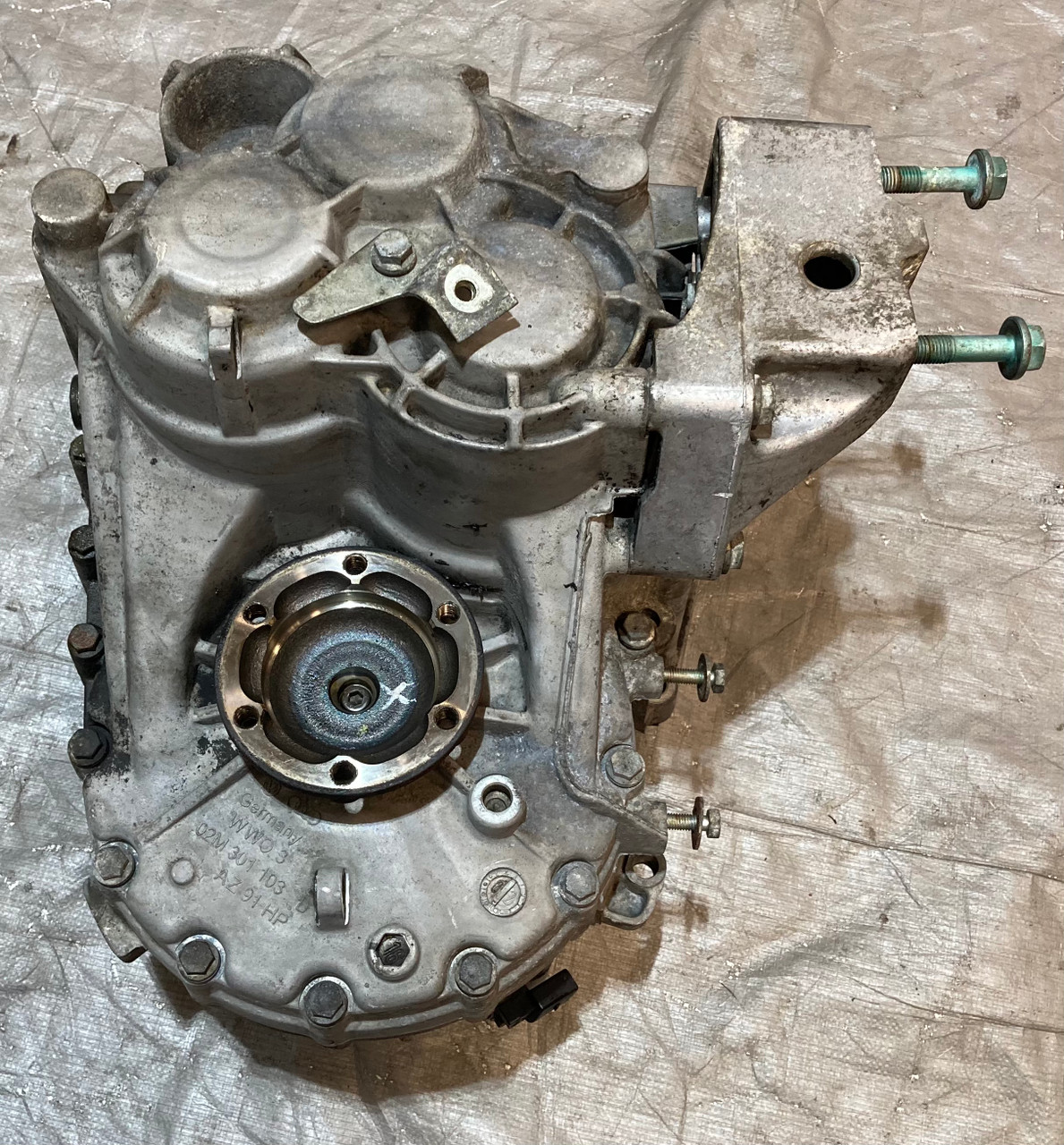 2001-2002 Audi TT Quattro AWD 225hp 6 Speed Manual Transmission