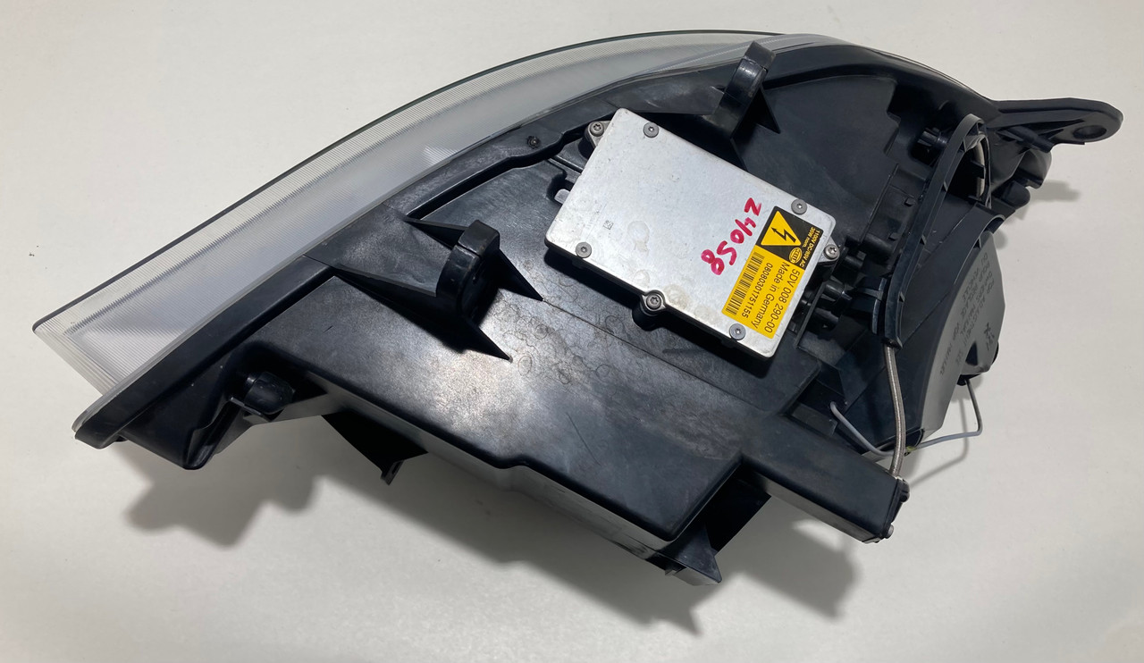 yui.w  2006-2008 E85 E86 BMW Z4 Driver Headlight / Bi-Xenon / Black