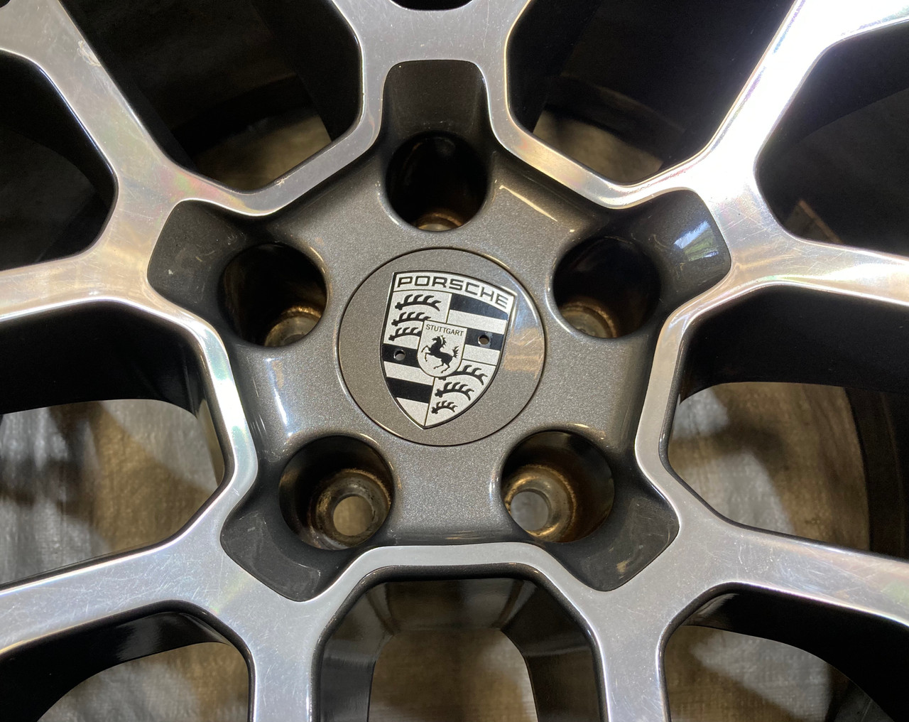 2015-2018 Porsche Macan 95B 20x9