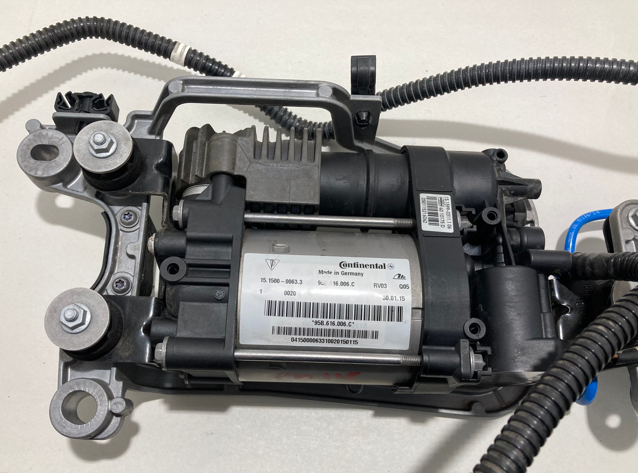 w176 ベンツ CPMシャーシブレス 2015-2018 Porsche Macan Air Ride Suspension Air Compressor Pump