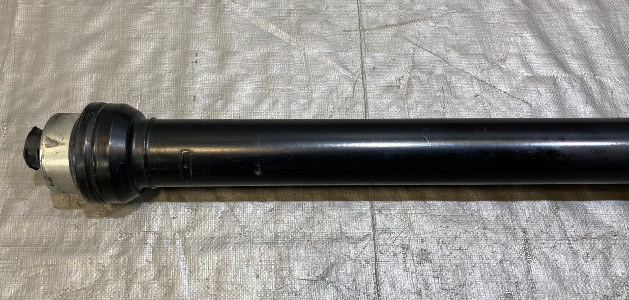 2015-2018 Porsche Macan S GTS Turbo Drive Shaft Assembly w/ U