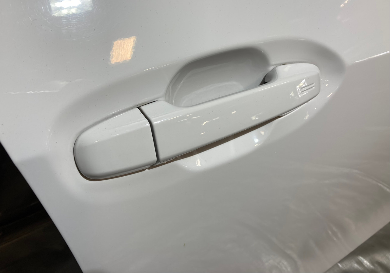 2022-2024 Subaru WRX Passenger Front Door Assembly / Ceramic White
