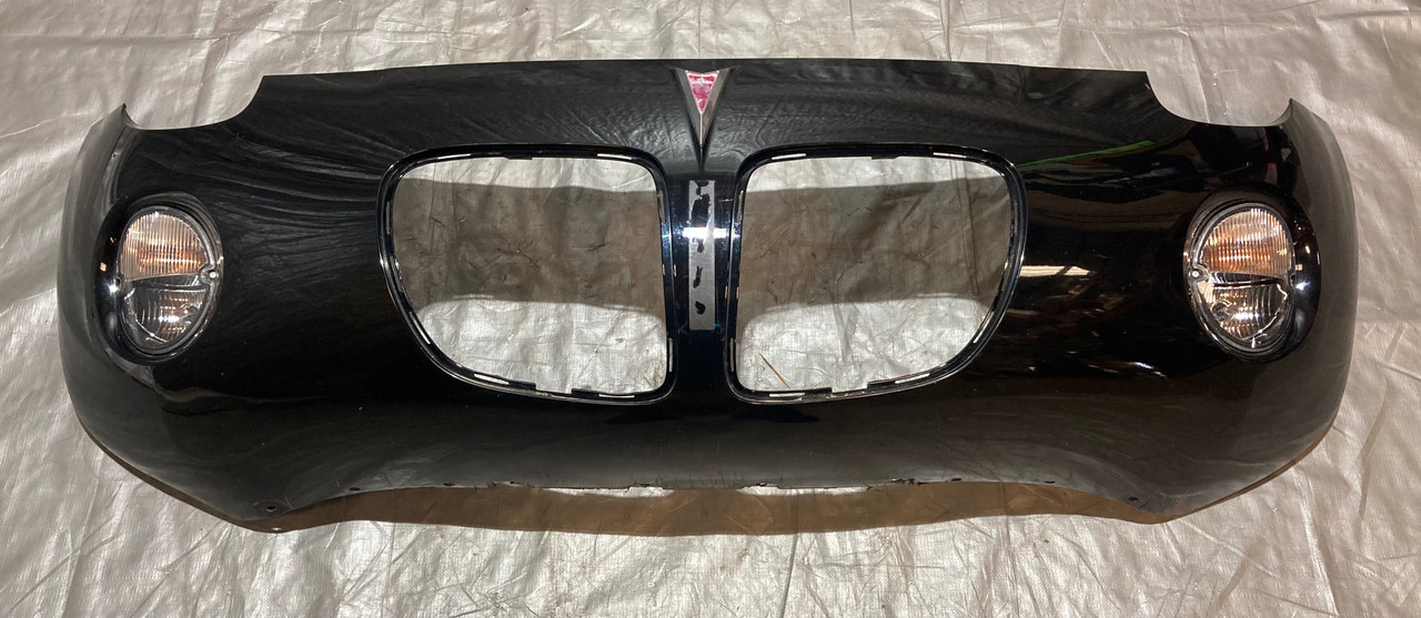 2006-2009 Pontiac Solstice 2.4l Front Bumper Cover w/ Fog