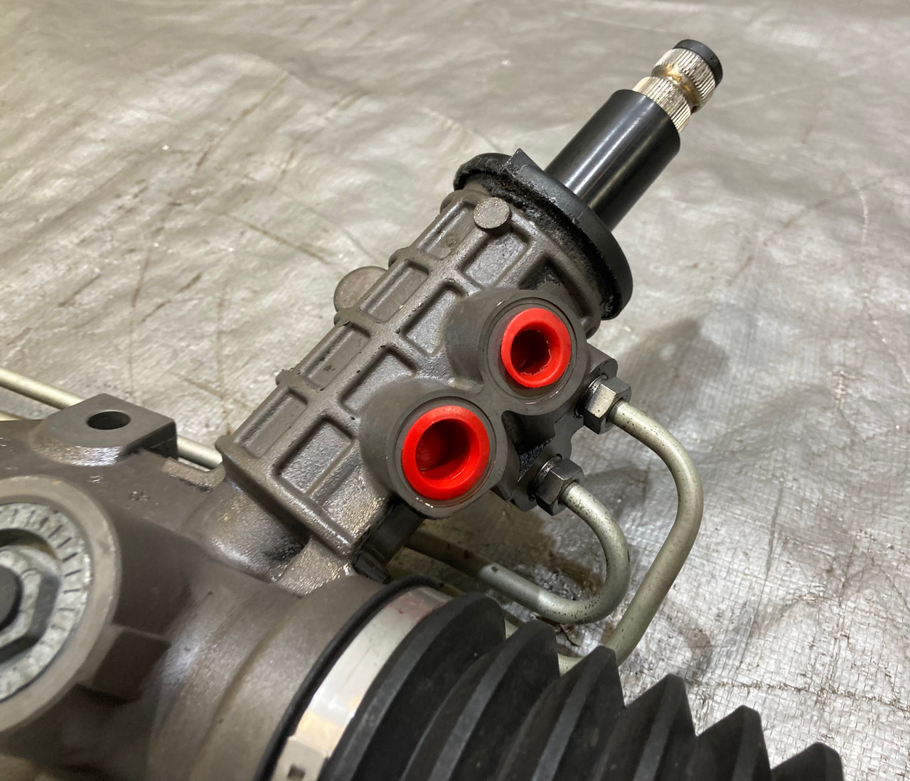 2006-2008 E85 BMW Z4 M Roadster Hydraulic Power Steering Rack