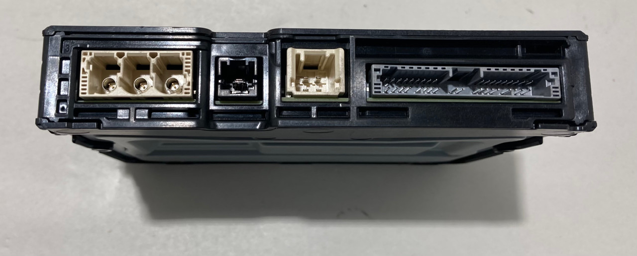 takuページ 2020-2023 Toyota Tacoma Telematics Communication Control Module