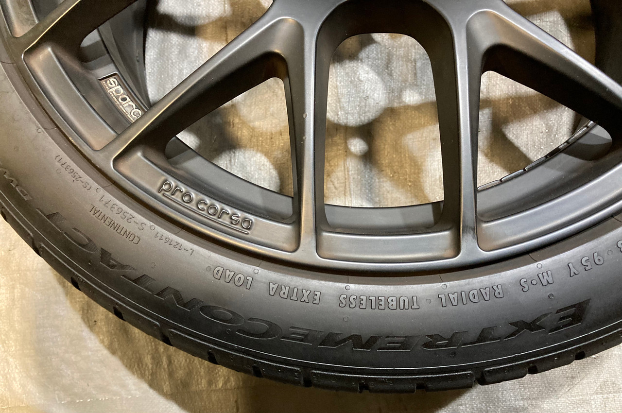 DAMAGED* Set of 4 Sparco Pro Corsa Wheels Rims w/ Tires / 18x8