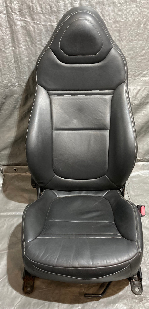 2007-2009 Saturn Sky / Pontiac Solstice Black Leather Seats / Pair