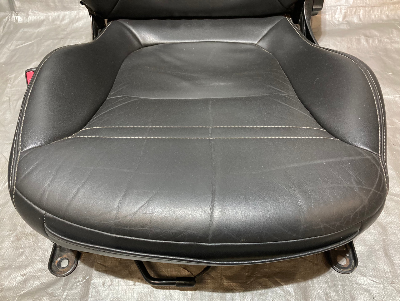 2007-2009 Saturn Sky / Pontiac Solstice Black Leather Seats / Pair