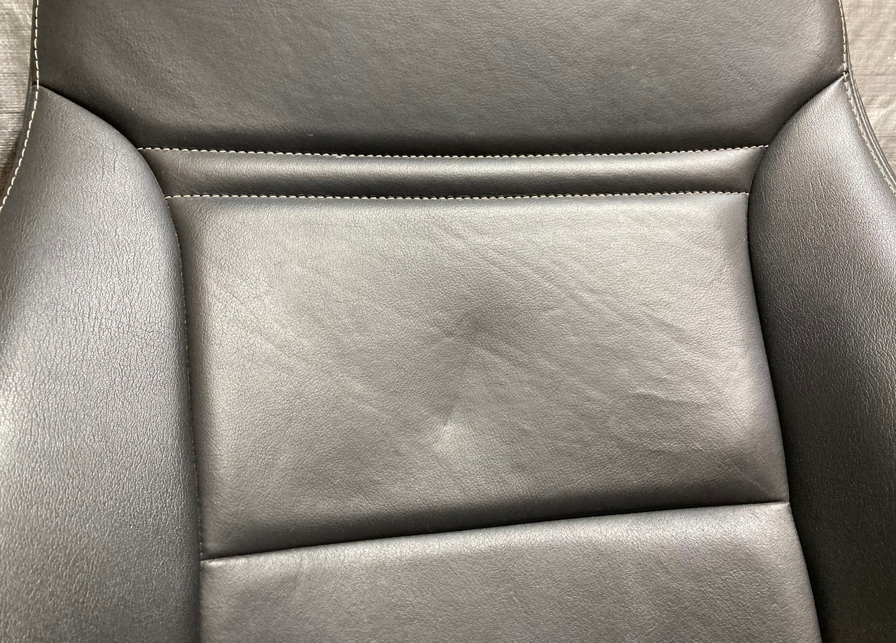2007-2009 Saturn Sky / Pontiac Solstice Black Leather Seats / Pair