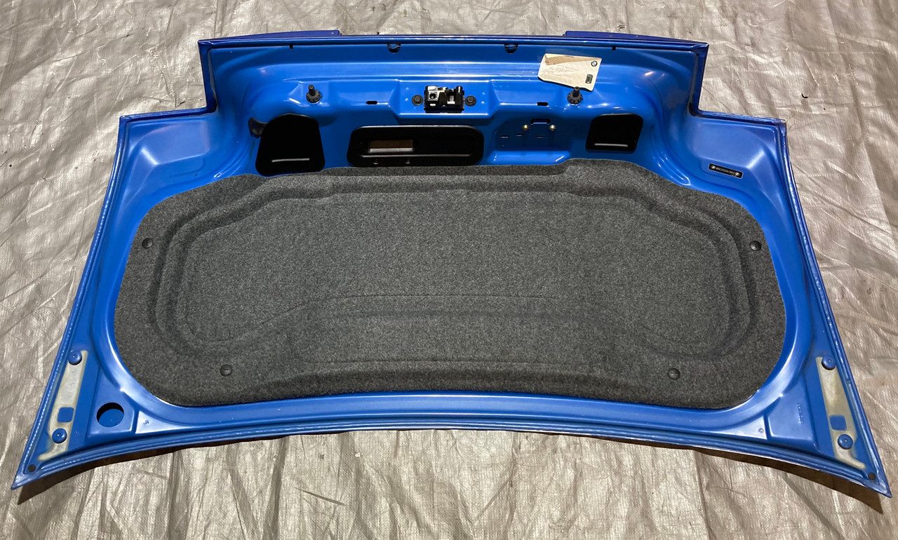 1998-2002 BMW Z3 M Roadster Trunk Lid Panel w/ Trim / Third Brake