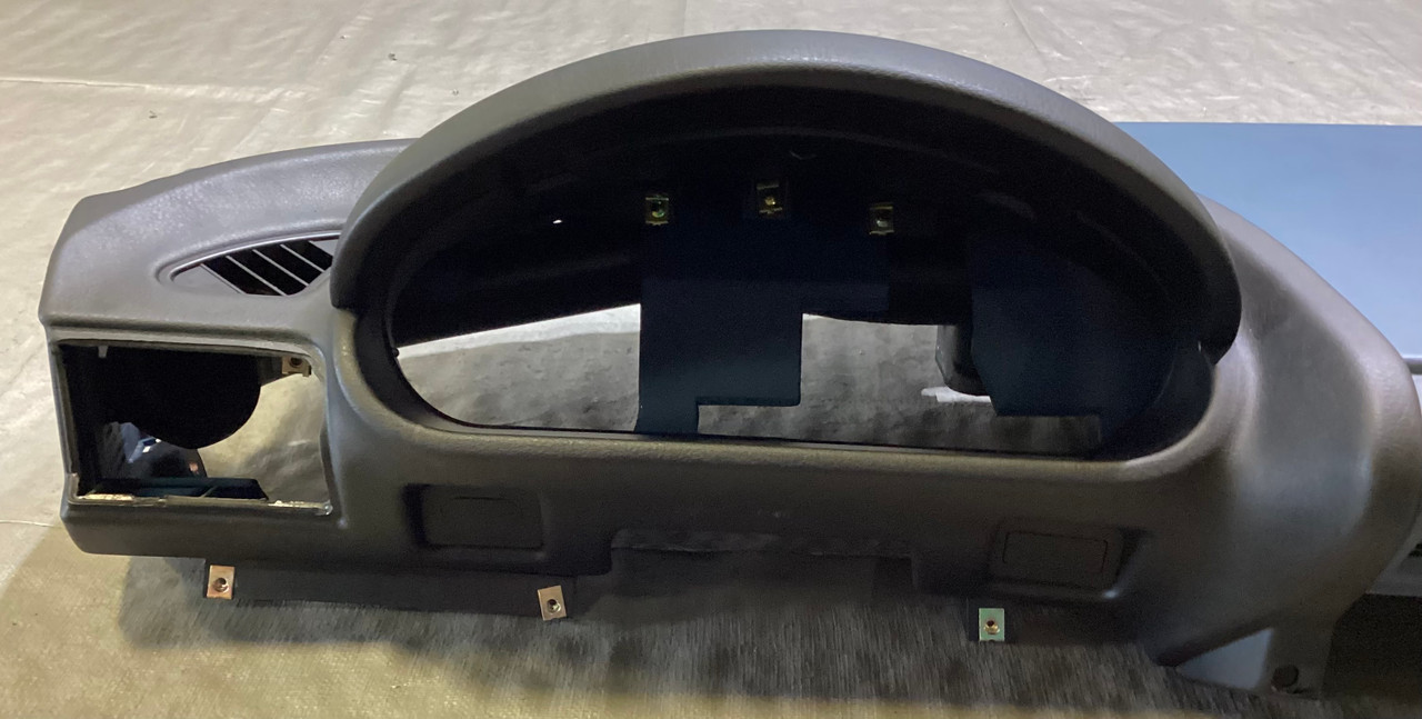 1996-1999 BMW Z3 Roadster Dashboard Panel w/ Passenger Airbag