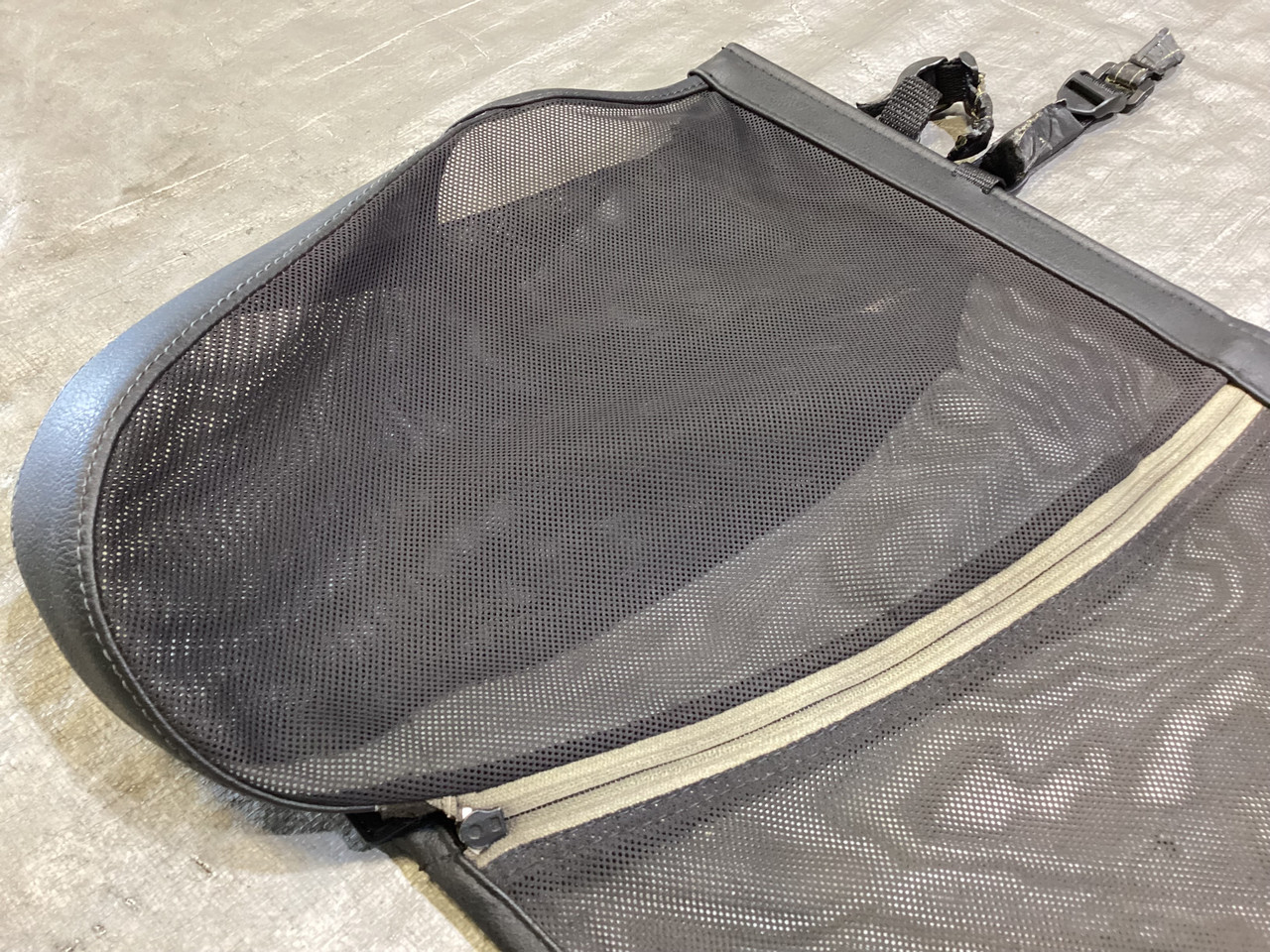 1996-2002 BMW Z3 Roadster OEM Mesh Wind Blocker Deflector / Z3035